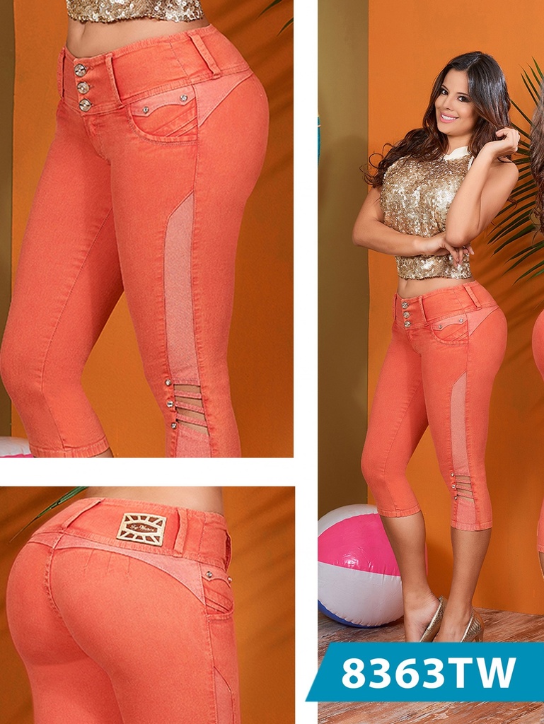 Jeans Capri Levantacola Coral para Mujer 8363TW