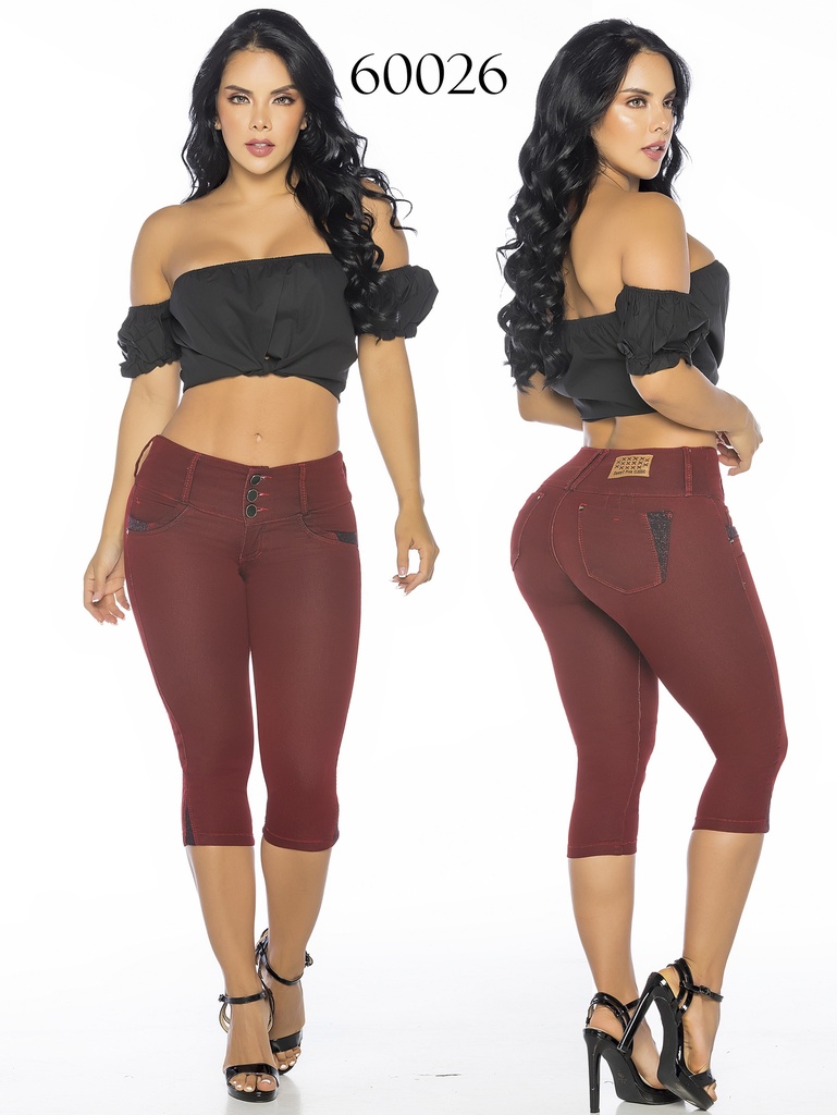 Jeans Capri Levantacola Vino Tinto para Mujer 60026