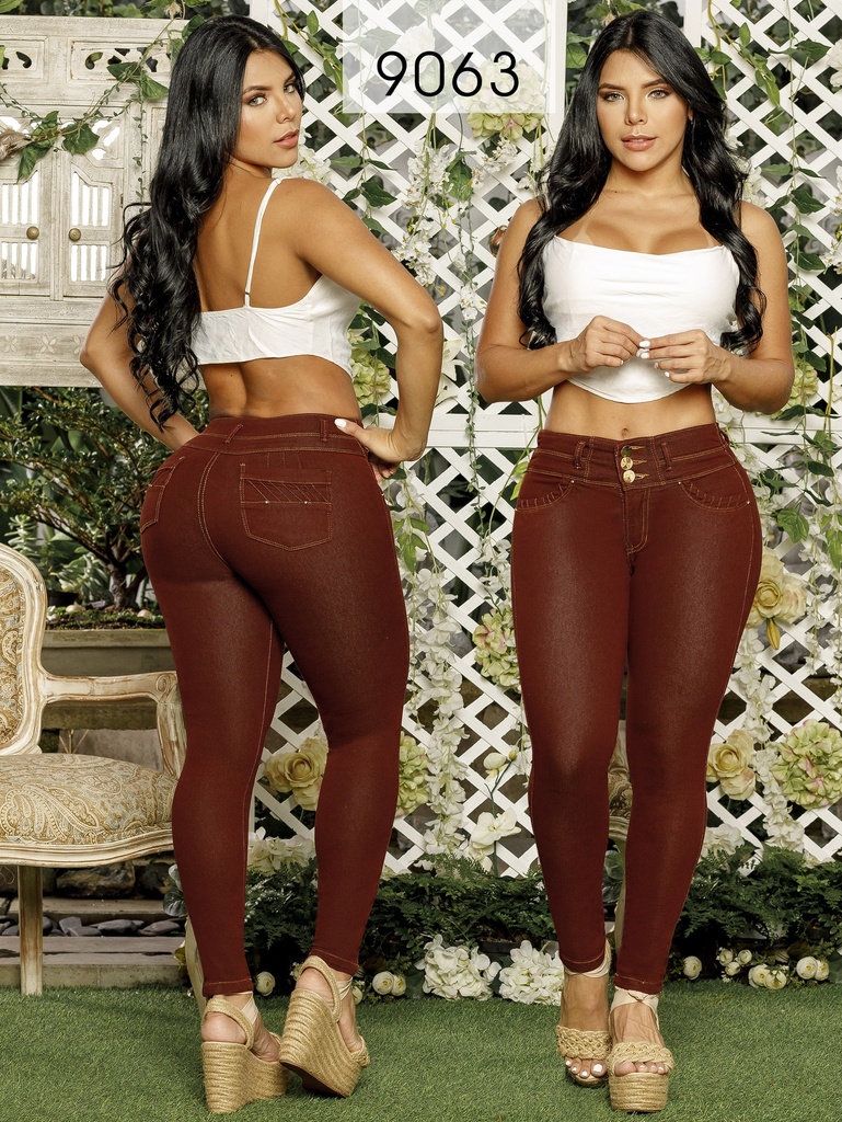 [276906303] Jeans Levantacola Colombiano