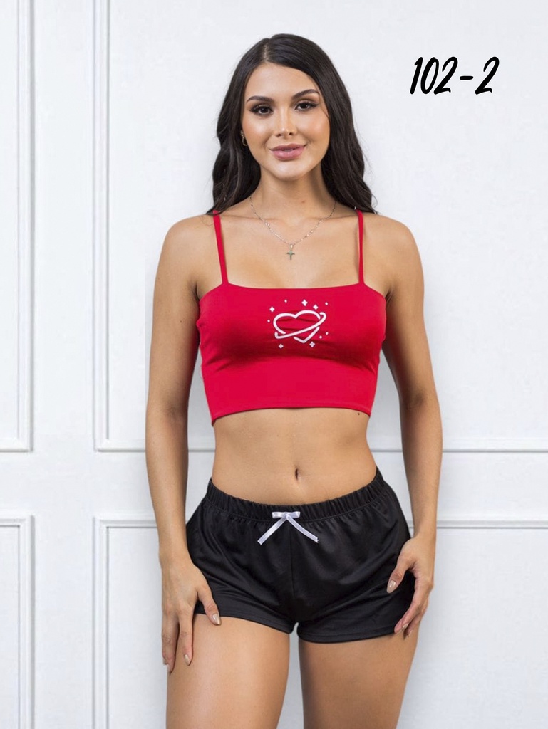 Pijama de Dos Piezas con Camiseta Roja y Short Negro