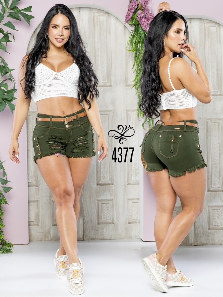 [267437701] Short Levantacola Colombiano (1)