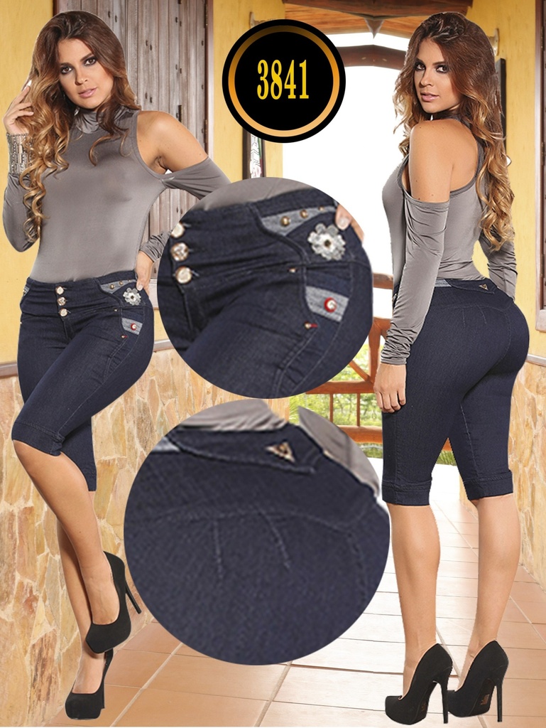 [502384101] Colombian Butt-Lifting Women's Knee-Length Pants (1)